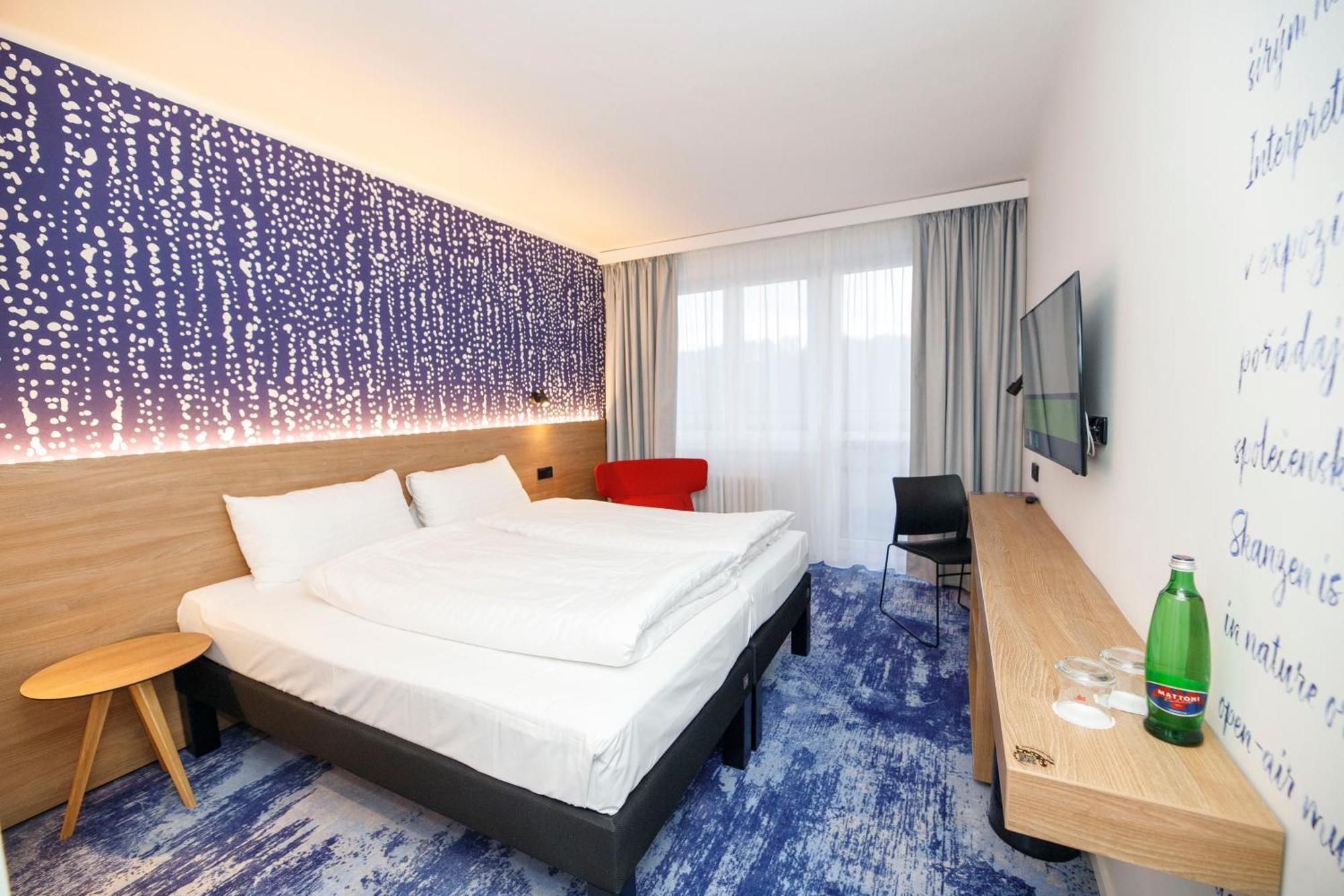 Hotel Ibis Styles Relax Rožnov pod Radhoštěm Esterno foto
